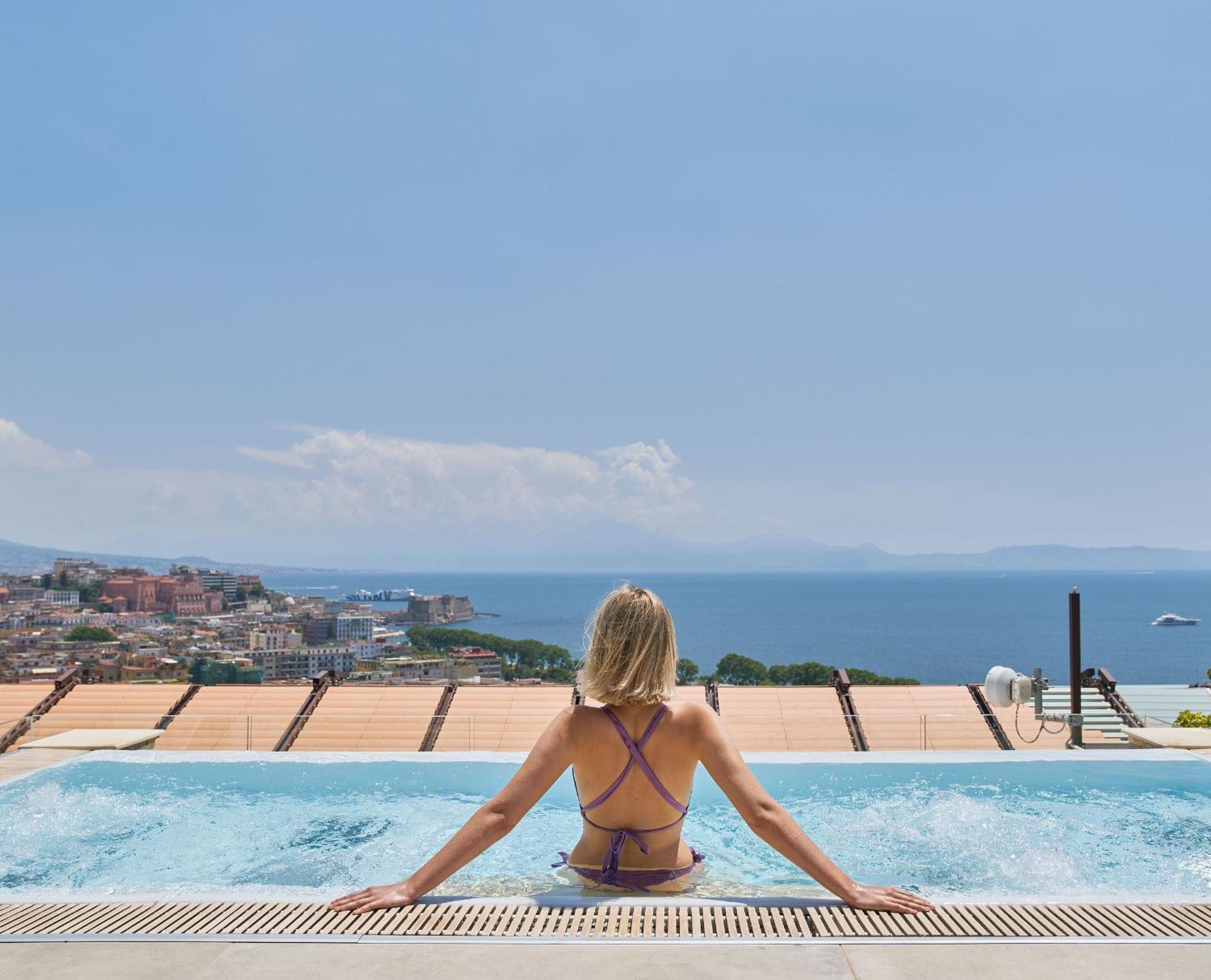 De Bonart Naples, Curio Collection By Hilton Hotel Екстериор снимка