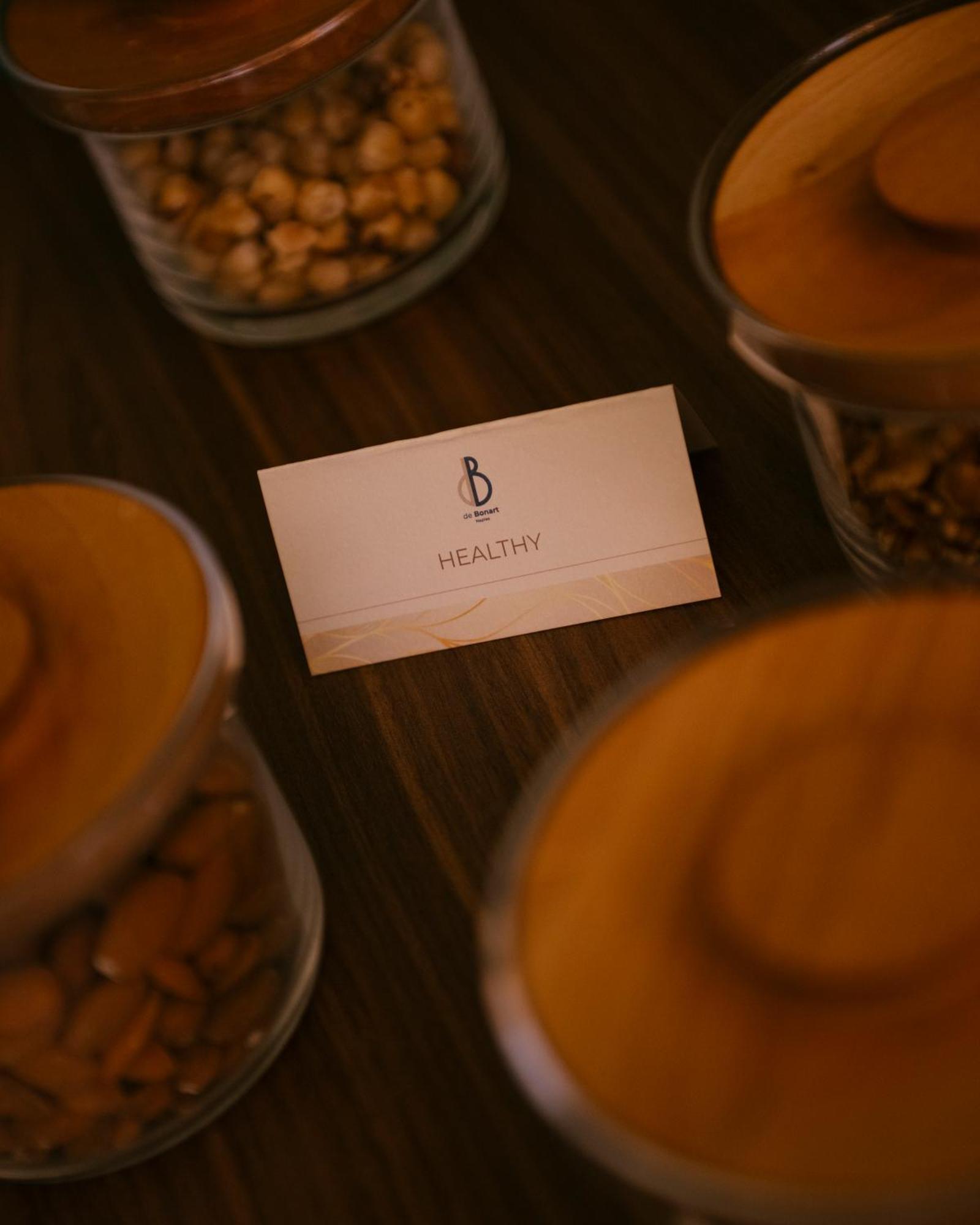 De Bonart Naples, Curio Collection By Hilton Hotel Екстериор снимка