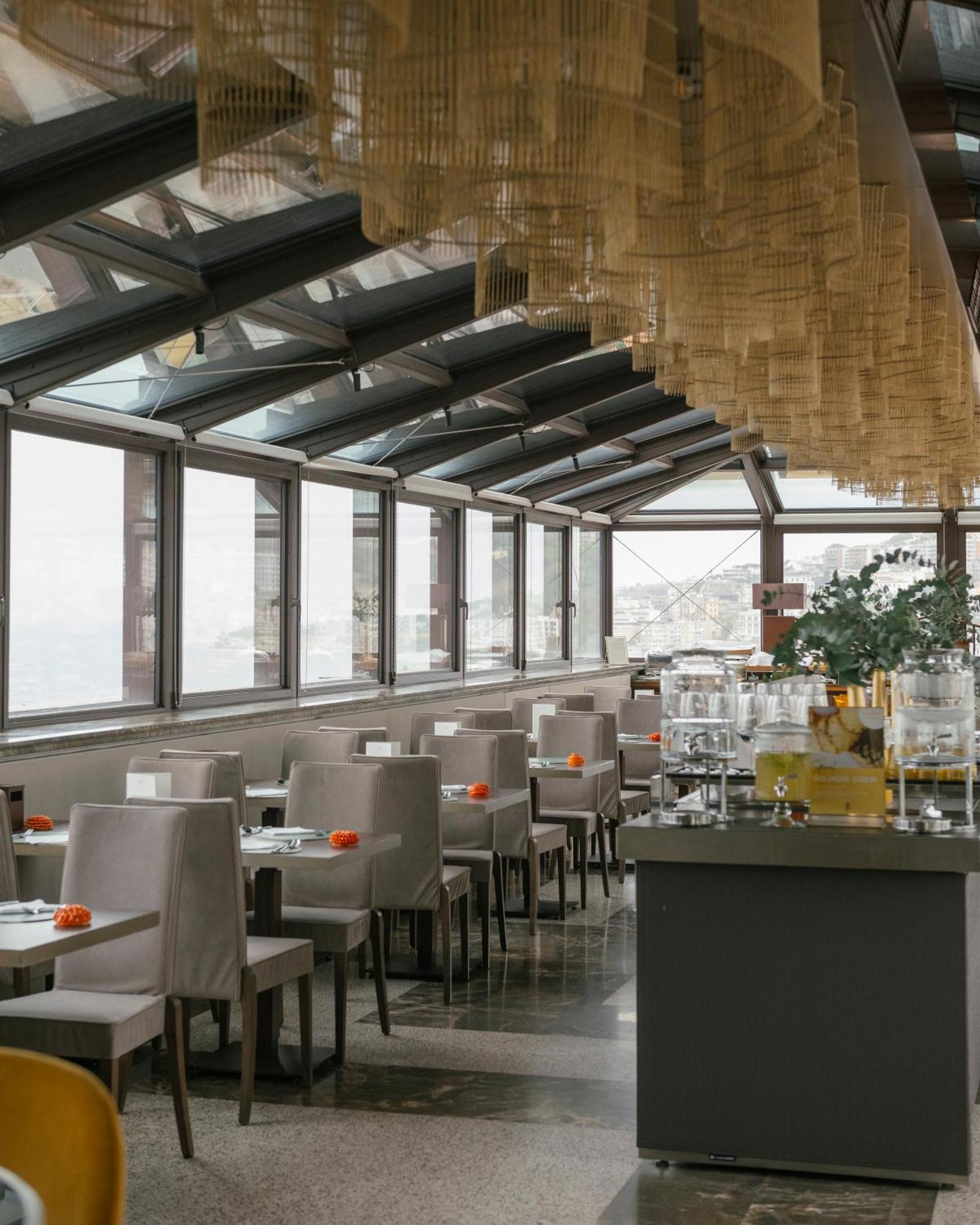 De Bonart Naples, Curio Collection By Hilton Hotel Екстериор снимка